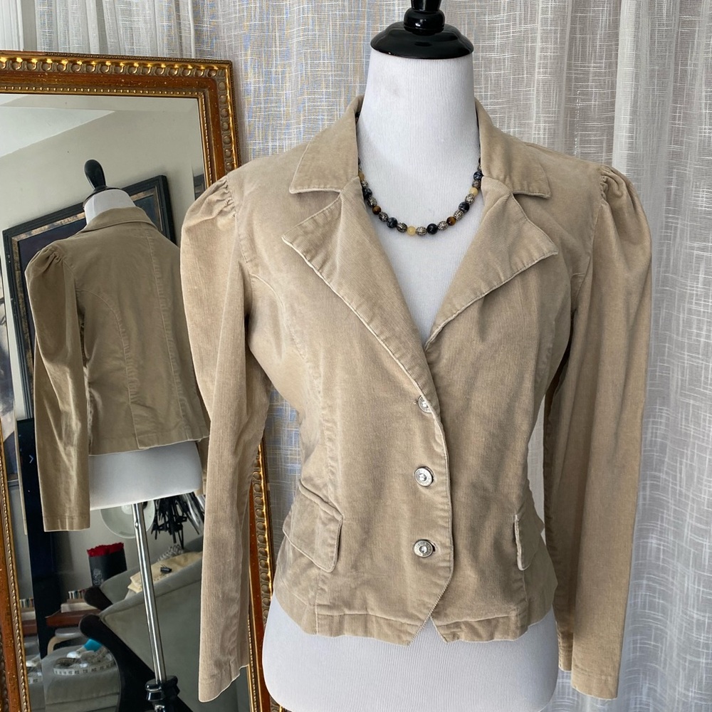 Cute Corduroy jacket by Goddess Trends w Puffer Sleeves. Sz M